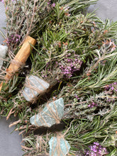 Charger l'image dans la galerie, Bâton de Romarin Quartz Rose & Palo Santo