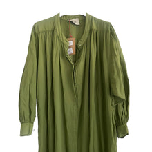 将图片加载到图库查看器，Robe Johanna
