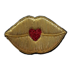Load image into Gallery viewer, Broche Bouche Gold
