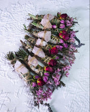 Load image into Gallery viewer, Bâton quartz rose, romarin, sauge et lavande
