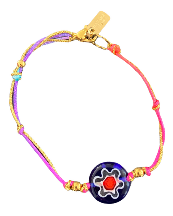 Bracelet Tie&dye Pink Flower  matière : acier inoxydable , cordon , perle verre  couleur : doré, vert , blanc , rose   dimension : 14 cm 
