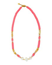 画像をギャラリービューアに読み込む, Surfer Pink  Nacre  matière : perles , Acier Chirurgical   couleur : doré, pink  Collier réglable
